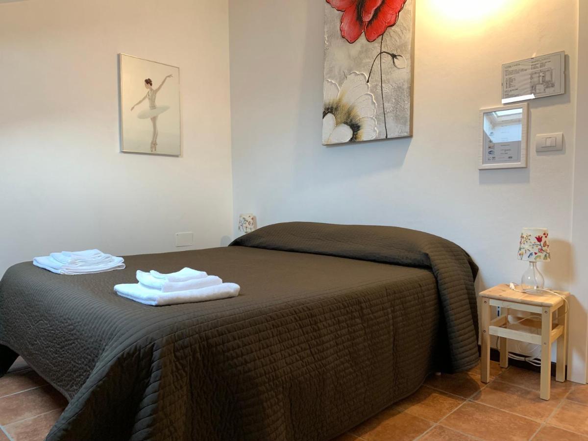 Quattro Gatti Bed & Breakfast Airasca Luaran gambar