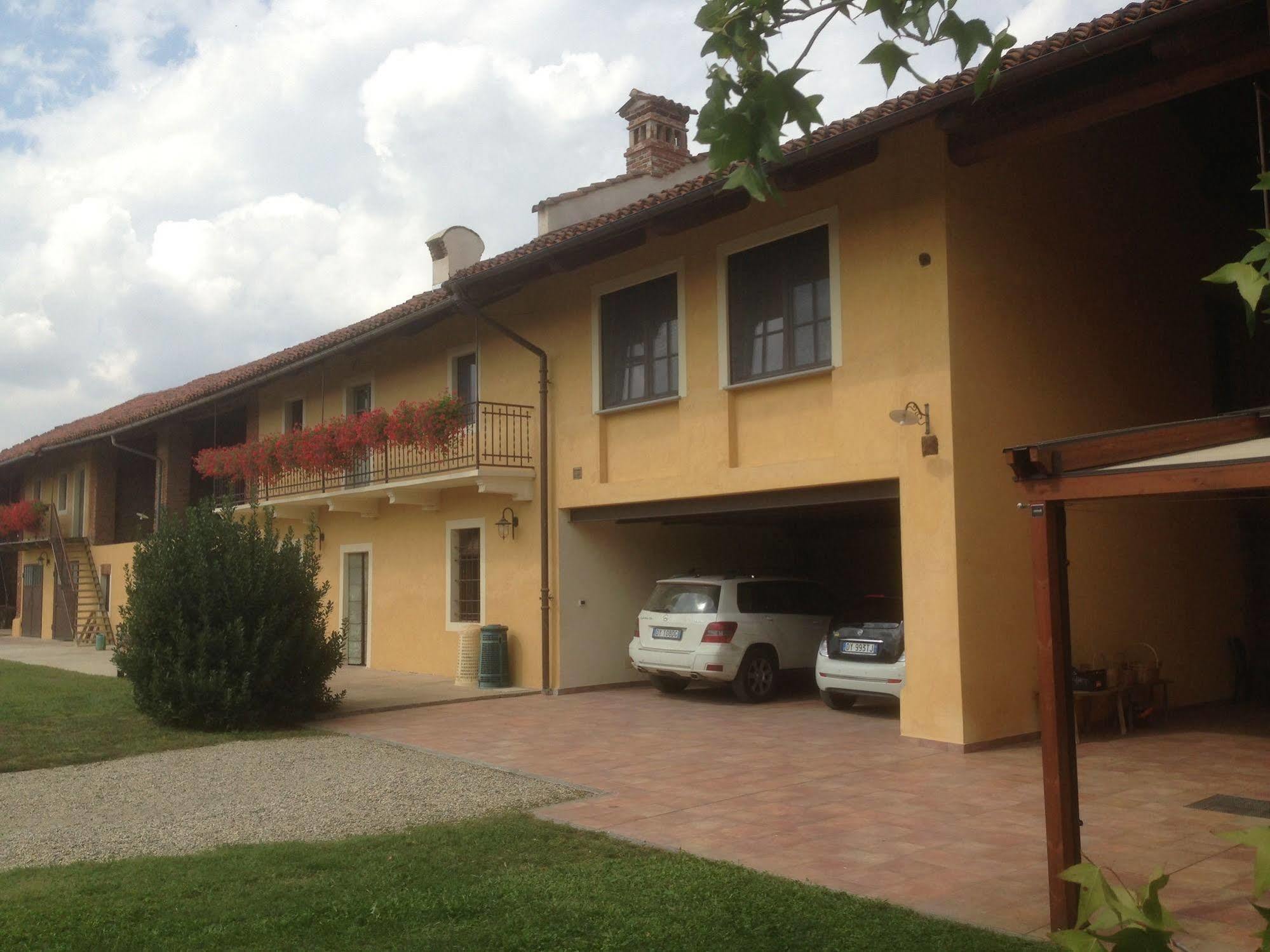 Quattro Gatti Bed & Breakfast Airasca Luaran gambar