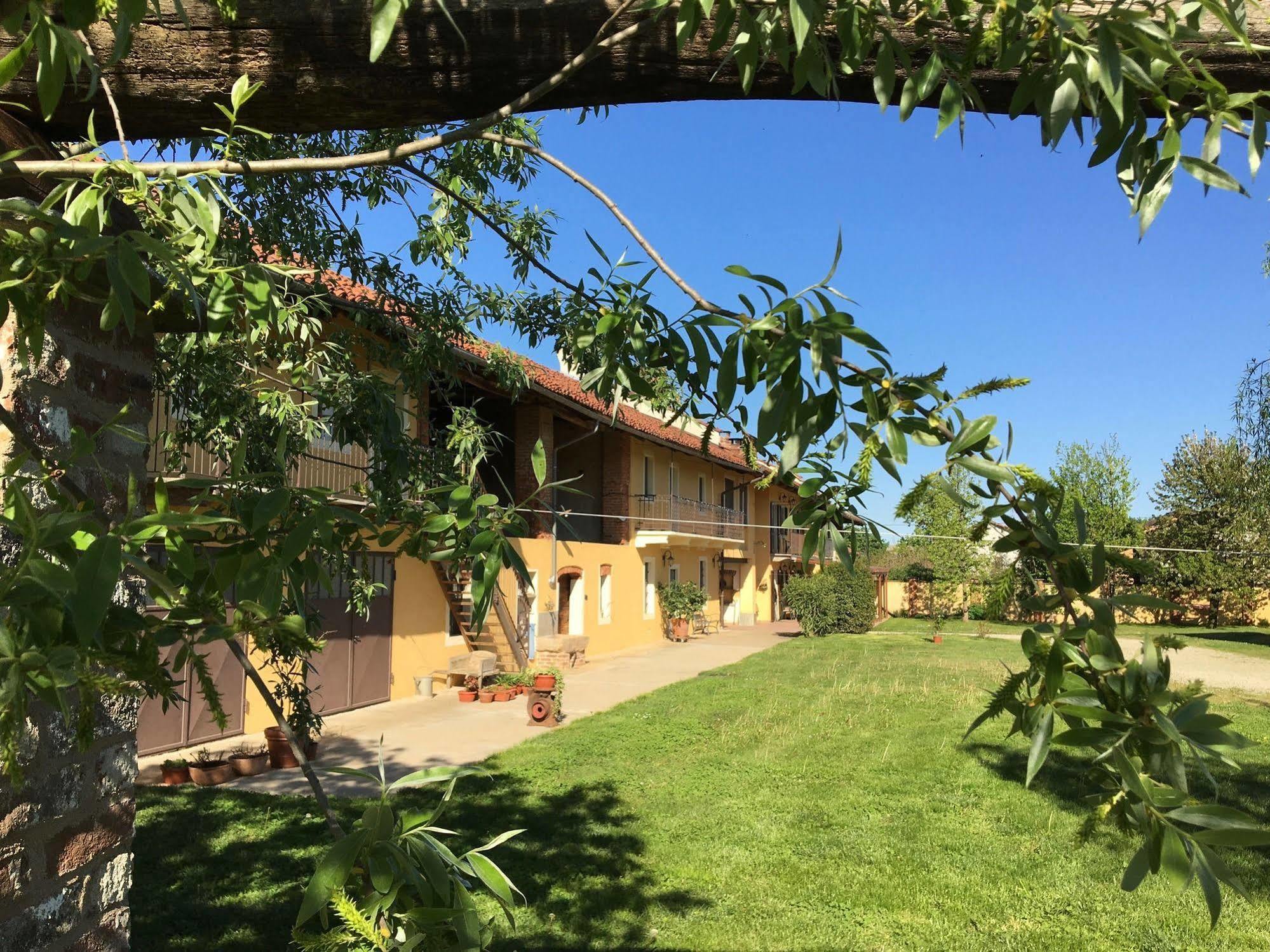 Quattro Gatti Bed & Breakfast Airasca Luaran gambar
