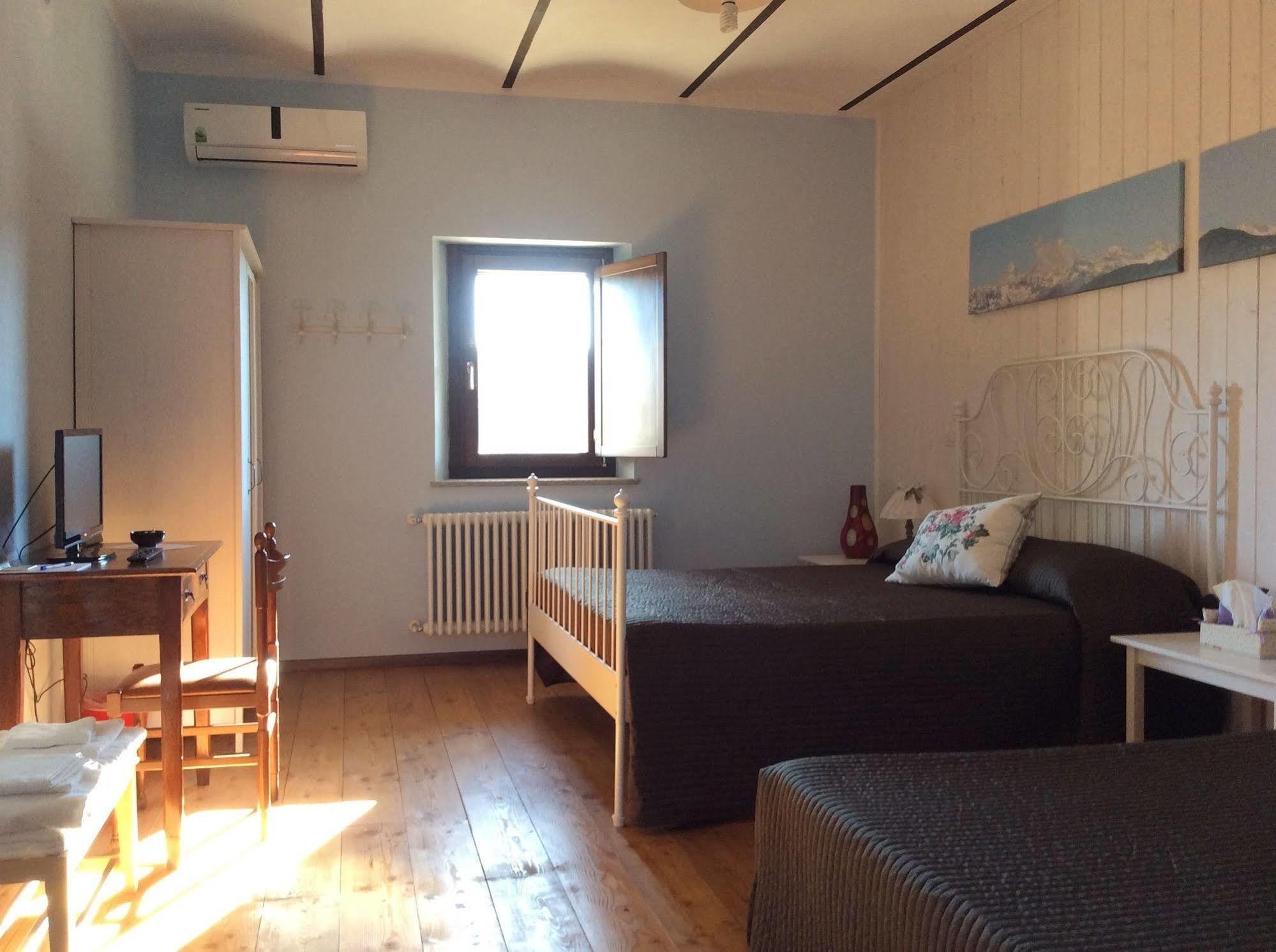 Quattro Gatti Bed & Breakfast Airasca Luaran gambar
